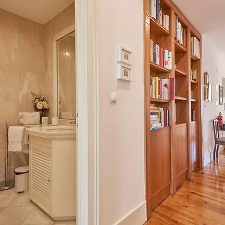 Apartment Charming Marques